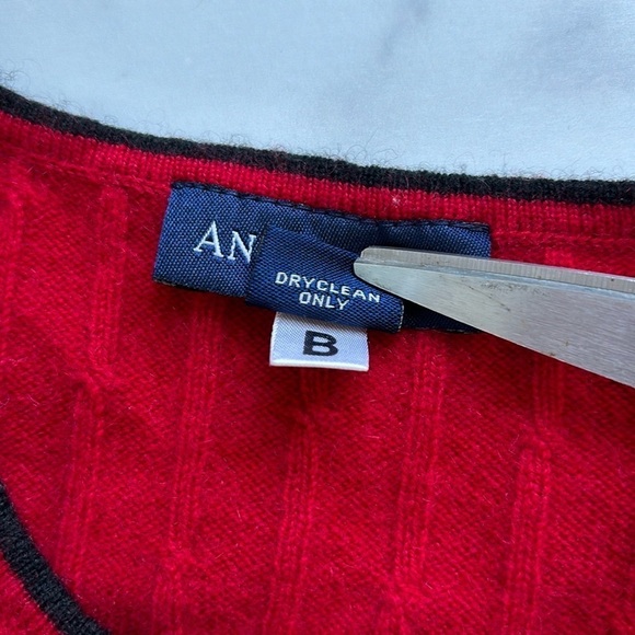 Ann Taylor Red Cashmere Cardigan and Tank Twin Set Size Medium Fits Small - Picture 8 of 16